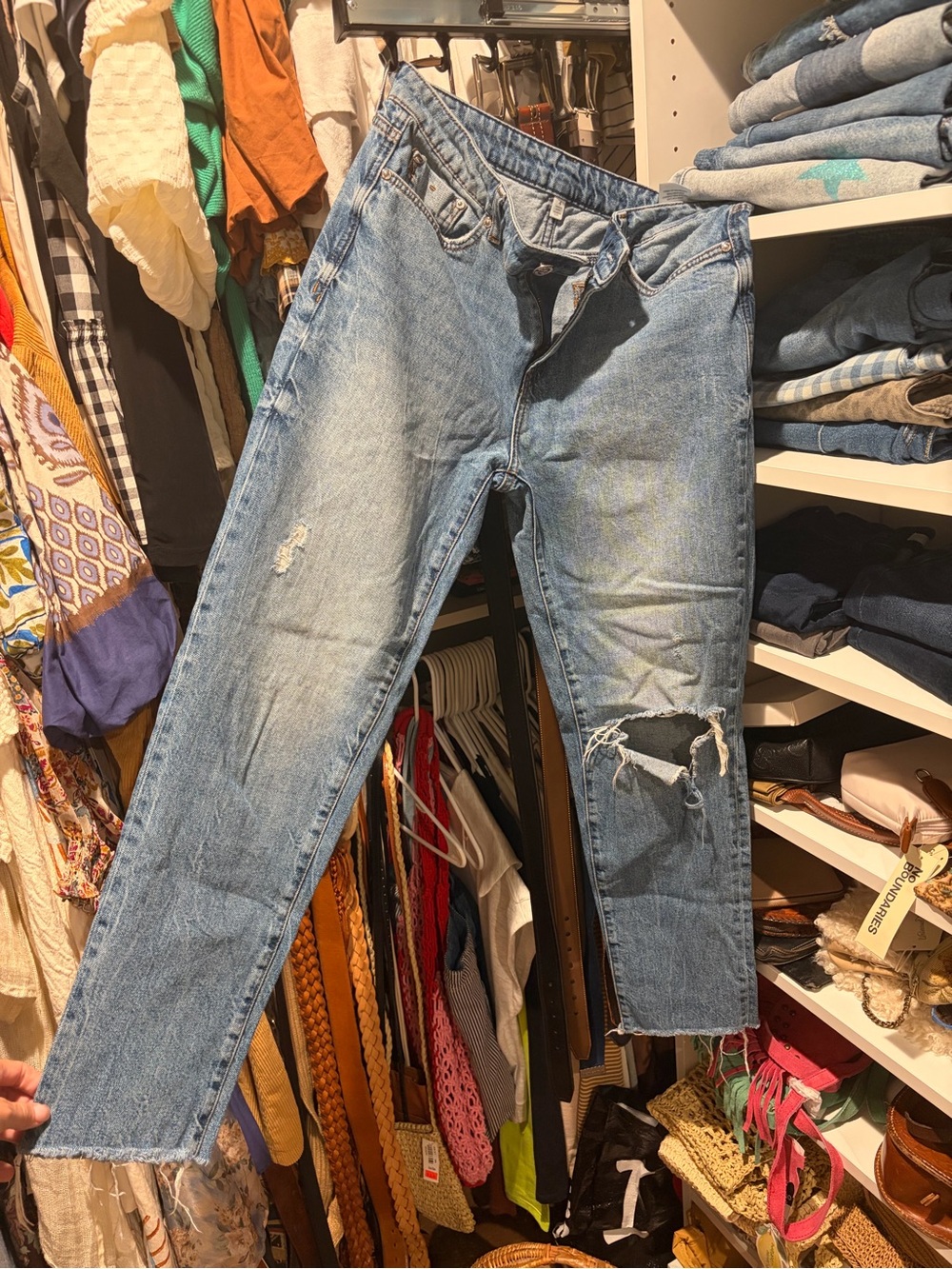 Seven7 Distressed Ankle Jeans Size 4